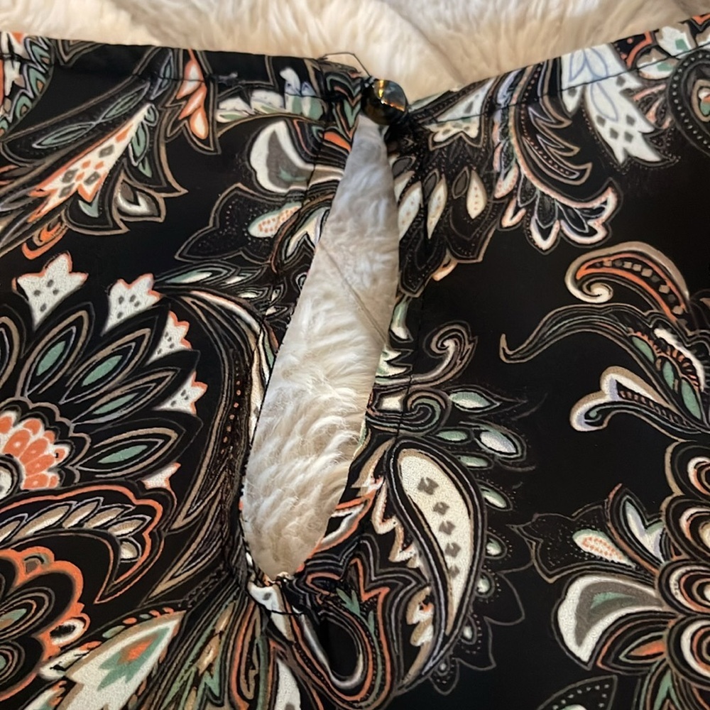 ASTR Paisley Print Crop Top - Size Medium​ - Picture 2 of 8